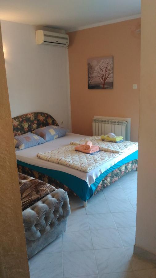 Apartment Angelina Risan Extérieur photo
